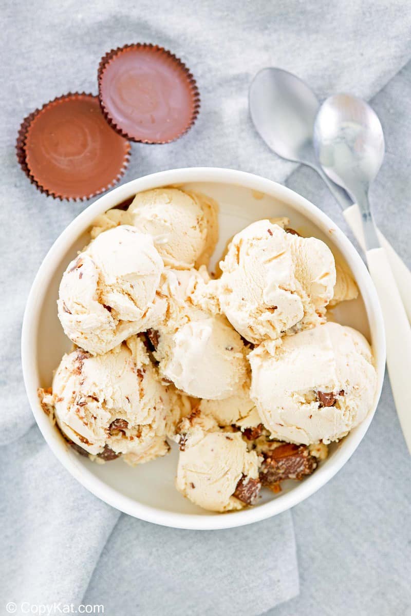 Make Creamy Peanut Butter Ice Cream: Machine or No-Churn Options